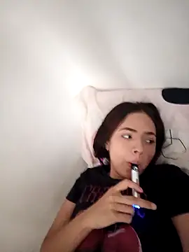 Sexy cloe outdoors online show from 24, 4, 2026