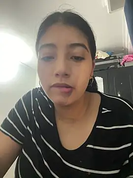 Sexy mia outdoors online show from 26, 4, 2026