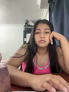 Sexy mia outdoors online show from 29, 4, 2026