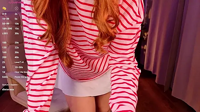 Snapshot of Elle_Funning chatting on 15, 5, 2026 Elle Funning online show from 15, 5, 2026