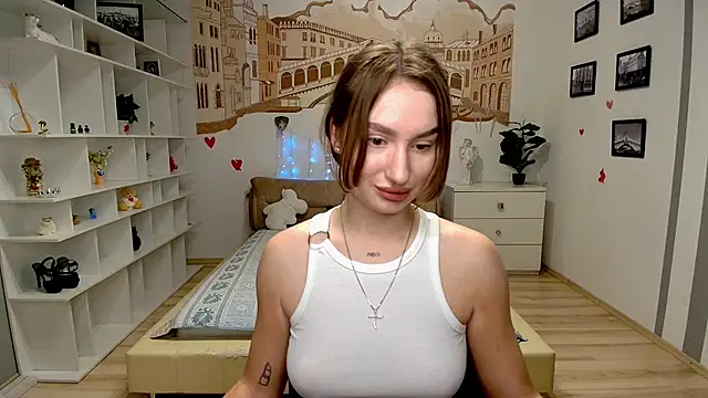 AlicaFoxis online show from 21, 4, 2026