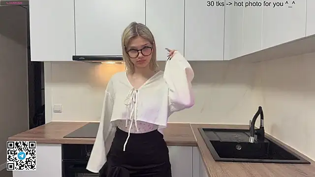 Carolini i online show from 21, 4, 2026