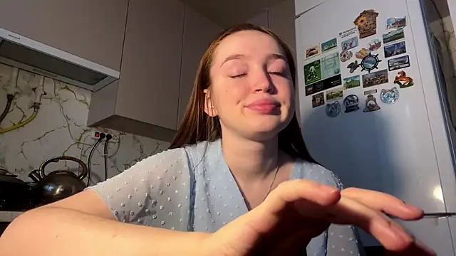 Hanna  Montanna online show from 12, 3, 2026