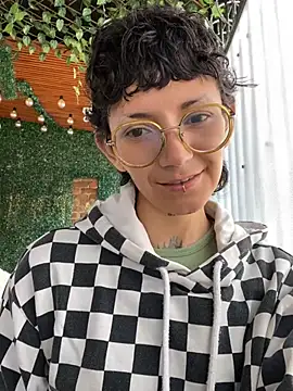 Calioperoux online show from 5, 7, 2026