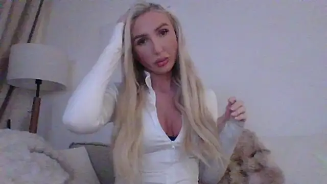 kinkykara25 online show from 26, 4, 2026