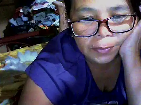 Flowerblossom123 online show from 4, 4, 2026