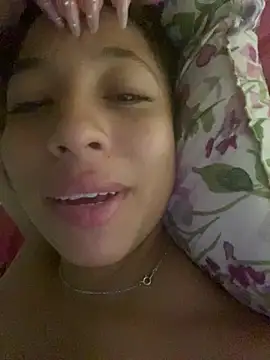 Holy Lux online show from 13, 4, 2026