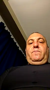 Snapshot of sissy2727 chatting on 19, 3, 2026 sissy2727 online show from 19, 3, 2026