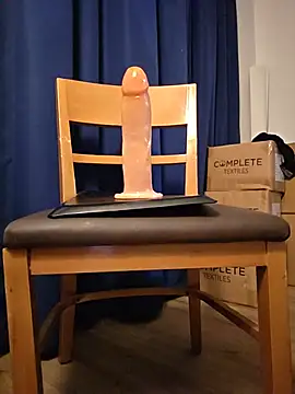 sissy2727 online show from 10, 6, 2026