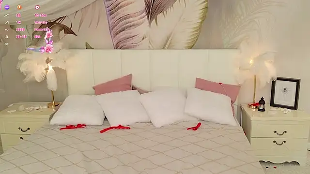 Lunaa Babygirl online show from 4, 4, 2026