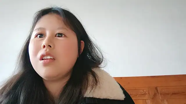 Hannah-33 online show from 28, 2, 2026