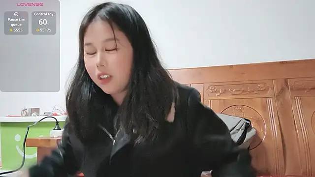 Hannah-33 online show from 8, 3, 2026