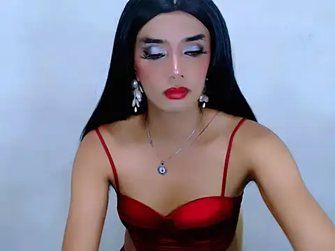 Queeny Cassandra online show from 4, 5, 2026