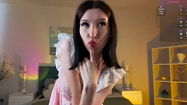 KuramiGirl online show from 6, 3, 2026