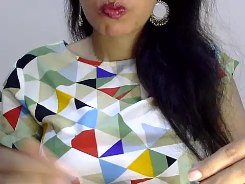 Neha Sharma2 online show from 15, 4, 2026