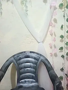 lovely-girl99 online show from 9, 3, 2026