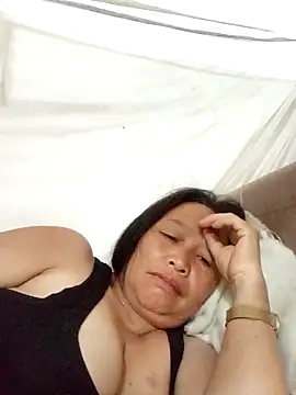 heesuu11 online show from 9, 4, 2026