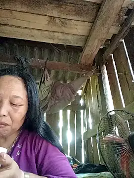 heesuu11 online show from 22, 4, 2026