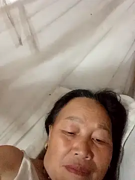 heesuu11 online show from 25, 4, 2026