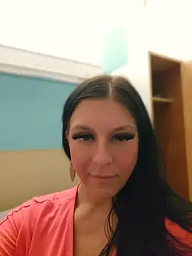 Snapshot of NovaRedux chatting on 9, 5, 2026 NovaRedux online show from 9, 5, 2026