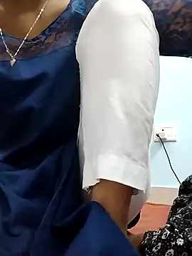 Karishma 88 online show from 3, 3, 2026