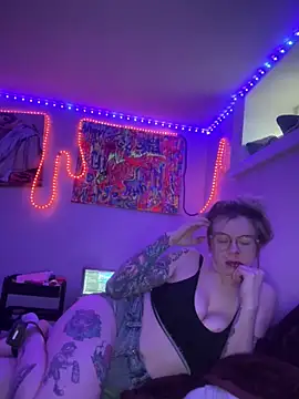 Snapshot of LaurenRae_x chatting on 11, 3, 2026 LaurenRae x online show from 11, 3, 2026