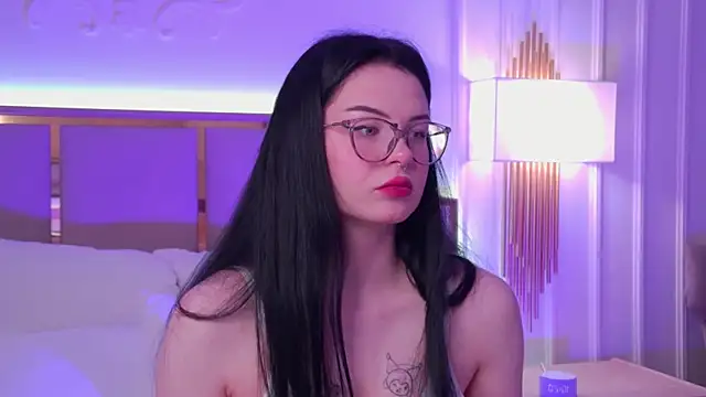 CindyMil online show from 4, 7, 2026