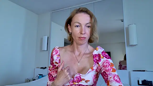 angelicfenix online show from 9, 6, 2026