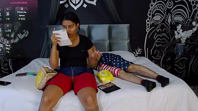 Luna Dante fox online show from 19, 4, 2026