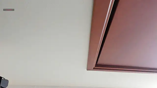 KissMeSara online show from 25, 4, 2026