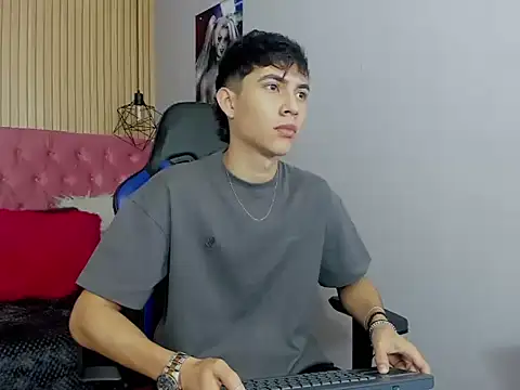 AronTawers online show from 10, 3, 2026