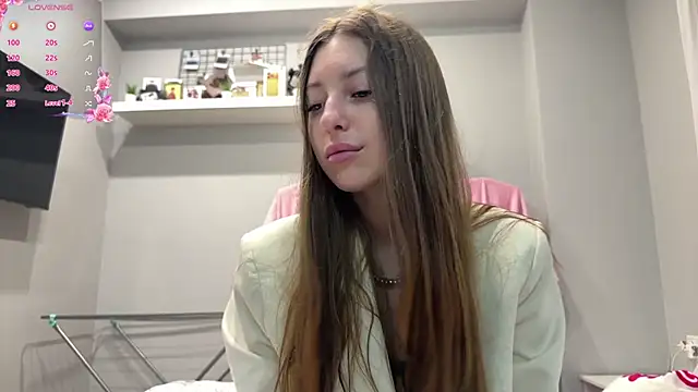 selena favn online show from 12, 6, 2026
