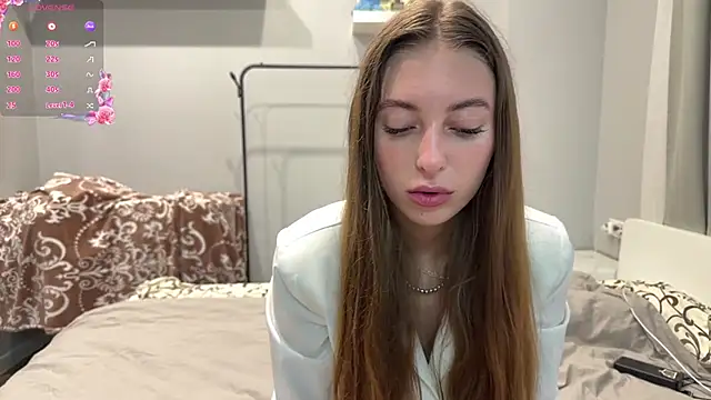 Snapshot of selena_favn chatting on 20, 6, 2026 selena favn online show from 20, 6, 2026