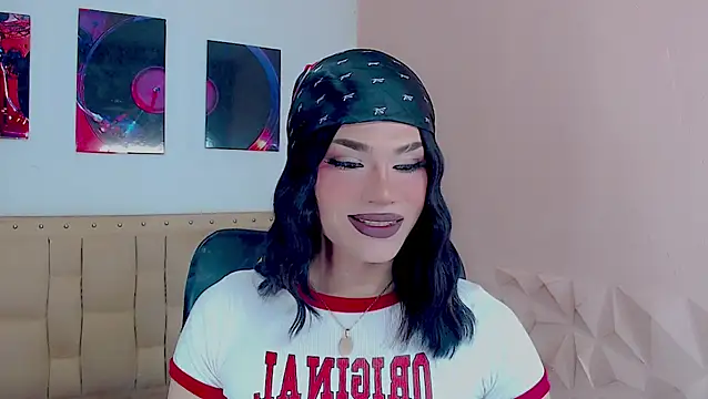 Snapshot of Shadia__Valera_ chatting on 8, 3, 2026 Shadia Valera online show from 8, 3, 2026