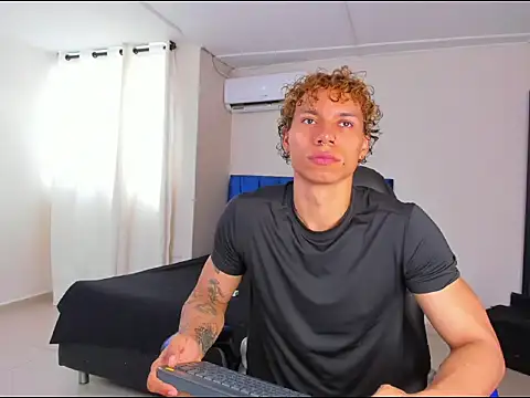 adam smiith1 online show from 10, 3, 2026