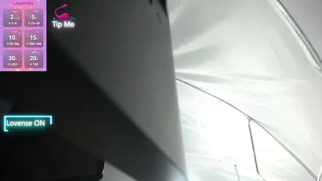 Snapshot of samantha_pym chatting on 5, 3, 2026 samantha pym online show from 5, 3, 2026