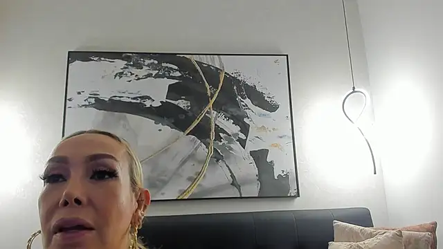SophiMarin online show from 10, 4, 2026