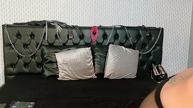 MollyRubio online show from 23, 4, 2026