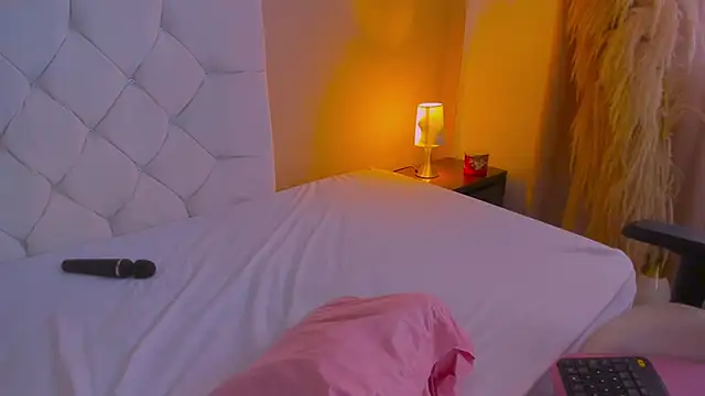 Dollhell online show from 23, 4, 2026