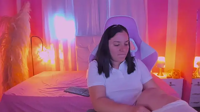 Dollhell online show from 29, 4, 2026