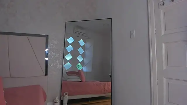 Arii wilde online show from 20, 4, 2026