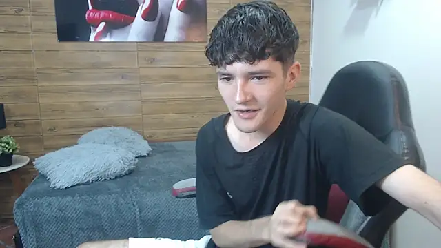 trevor mob online show from 18, 4, 2026