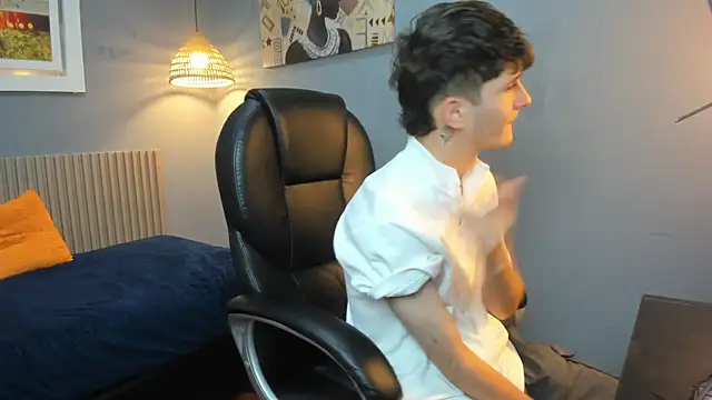 trevor mob online show from 19, 4, 2026