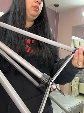 Ashleeyprincess01 online show from 24, 4, 2026