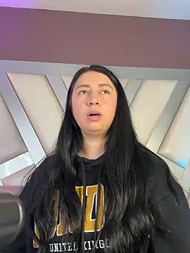 Ashleeyprincess01 online show from 27, 4, 2026