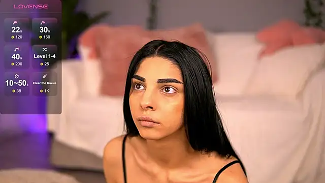 AvaCalvert online show from 18, 4, 2026