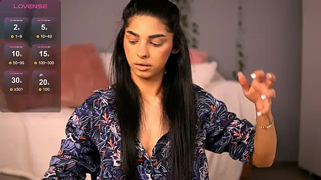 AvaCalvert online show from 21, 4, 2026