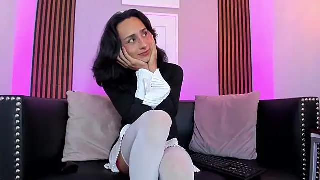Elisasue online show from 21, 7, 2026