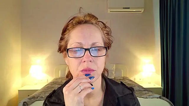 LioraWeiss online show from 14, 3, 2026