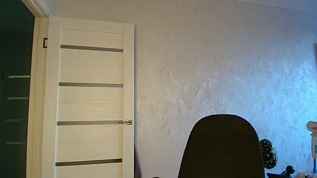 Snapshot of LioraWeiss chatting on 6, 6, 2026 LioraWeiss online show from 6, 6, 2026
